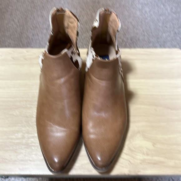 Women's Booties - West Cow Print - Picture 4 of 5